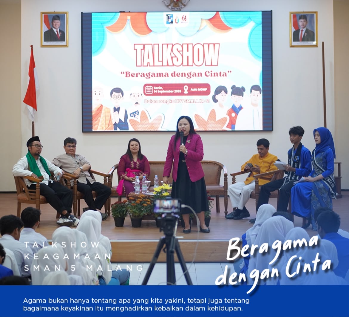 Talkshow HUT SMAN 5 Malang: Meraih Mimpi dan Beragama dengan Cinta di Aula MGMP